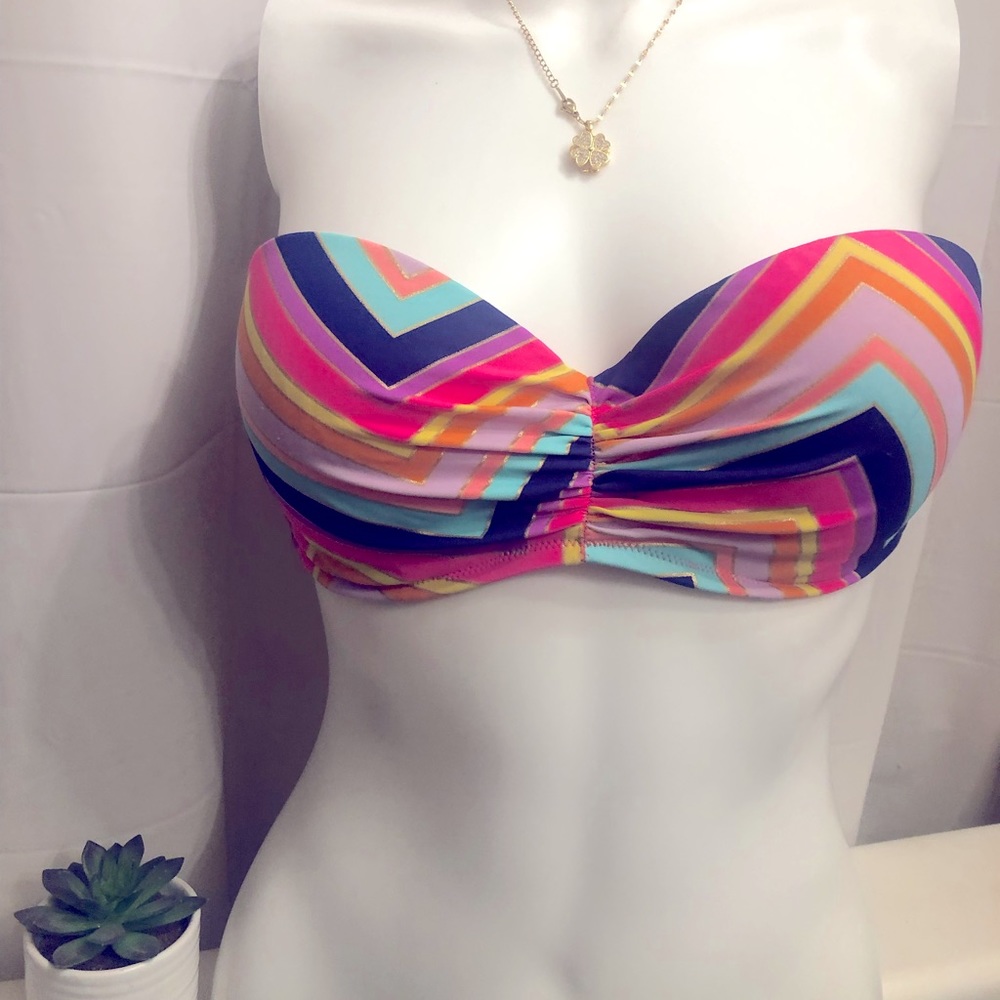 Victoria Secret bikini top size 36C